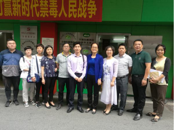 湖北省流动人口_湖北省历年人口统计图(2)
