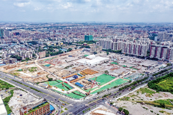 我区首个村级工业园改造项目黄边工业园于今年6月动工改造，将打造成广州设计之都的核心区。石建华 摄