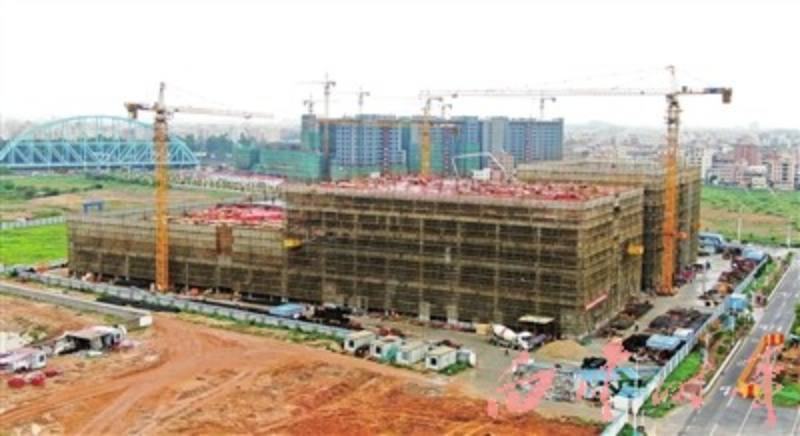 广州通达电气车联网产业园项目正在加快推进各建筑楼主体结构施工。杨凯 摄