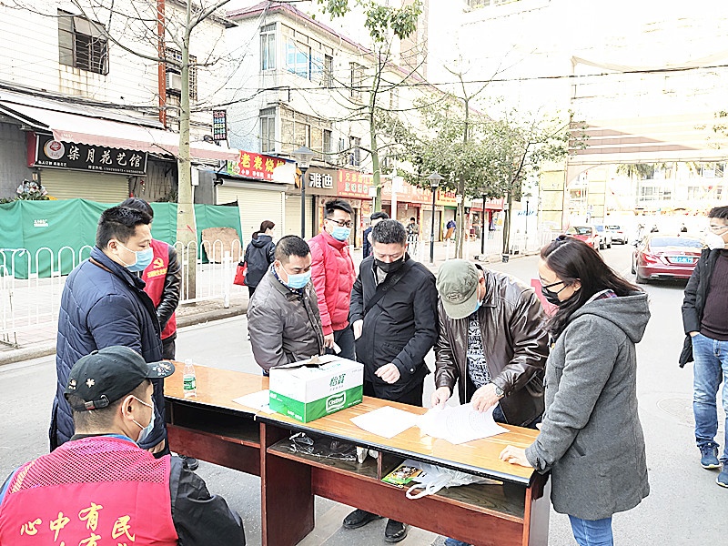 何宝丽_001.jpg