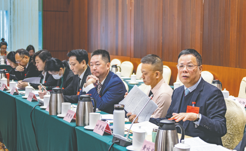 加速推动枢纽流量变经济增量 全力打造产城融合智慧城区