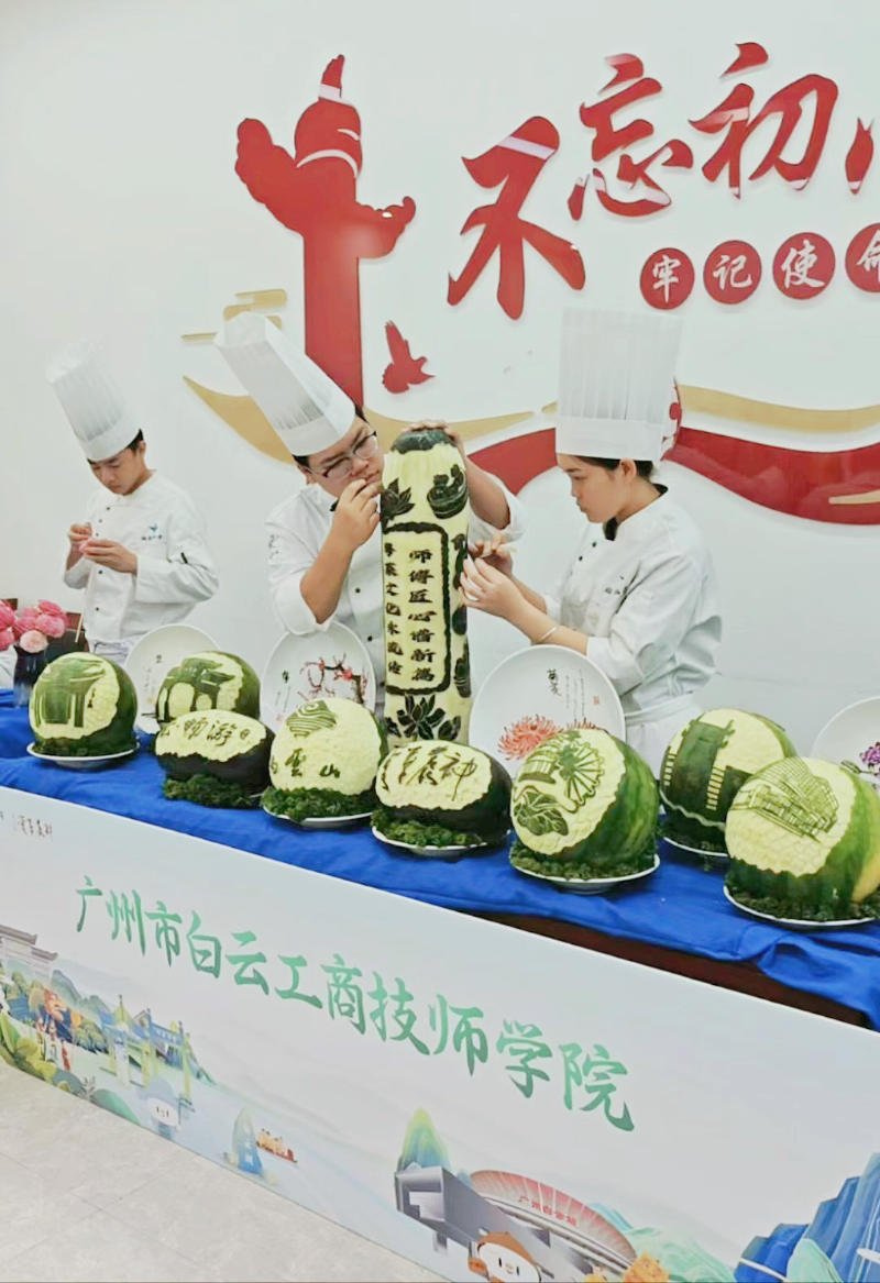 果蔬雕刻、果酱画特色展区.jpg