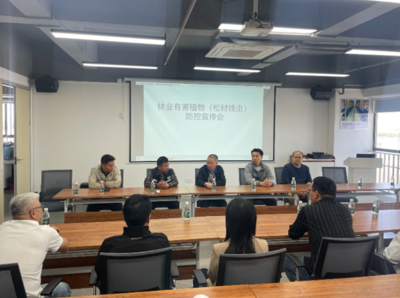 区规划和自然资源分局陪同市林业和园林局防检渔保中心对涉木企业进行检查（图）